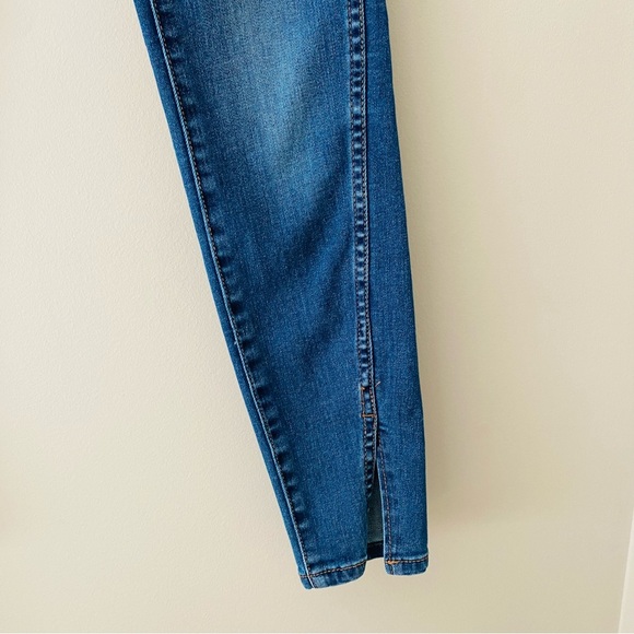 Pilcro and The Letterpress by Anthro. Mid-Rise Skinny Denim Jeans Blue S… - Picture 4 of 11